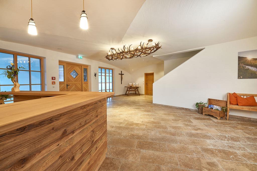 Berg- & Seeblick Pfefferbauer Zell am See Room photo